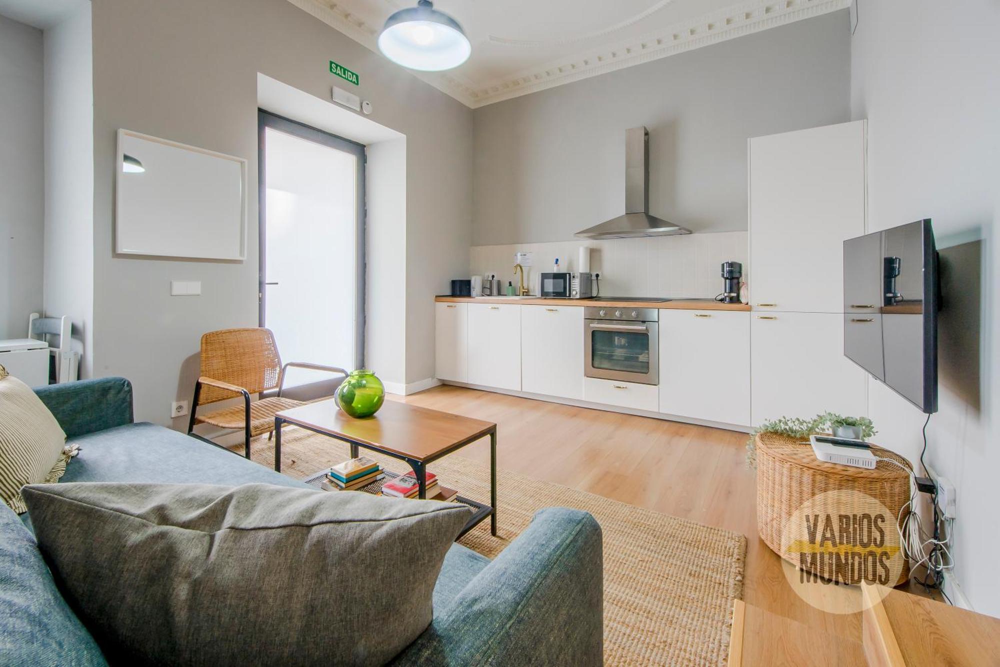 Modern Apt & Cool Interior Design A 20 Metros Del Retiro E1 Мадрид Екстериор снимка